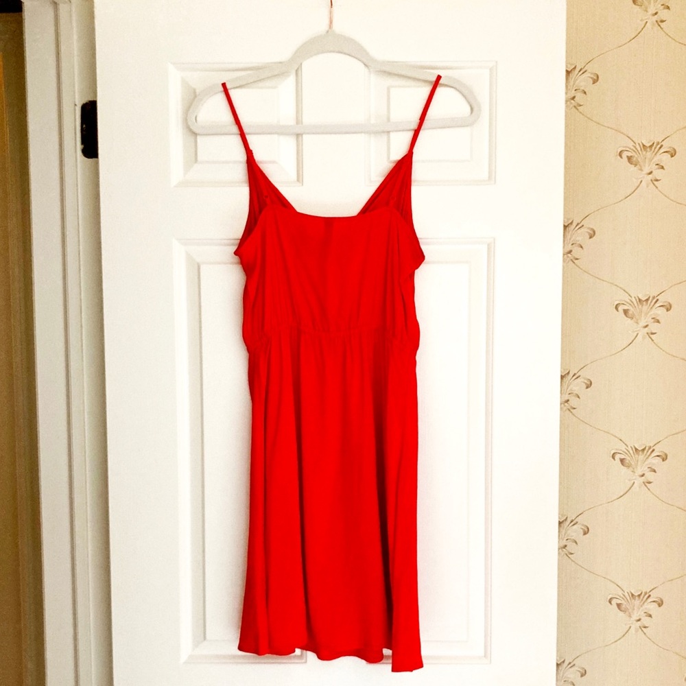 NEW H&M Red-Tie Front Dress - Picture 6 of 8